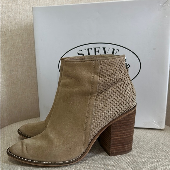 Steve Madden Taupe Suede Heeled Boots - Picture 4 of 8